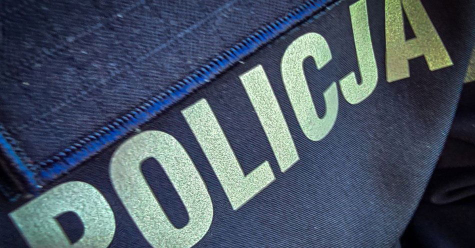 zdjęcie: 3 poszukiwanych w rękach policjantów / fot. KPP Sokółka