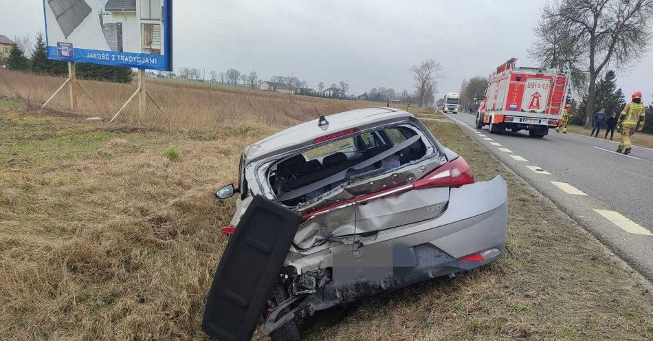 zdjęcie: Wypadek na krajowej 62. Do szpitala trafiła jedna osoba / fot. KPP w Wyszkowie