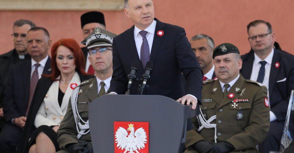 zdjęcie: Dziękuje wszystkim tym, którzy przez lata zabiegali, aby umocnić Polskę / fot. PAP