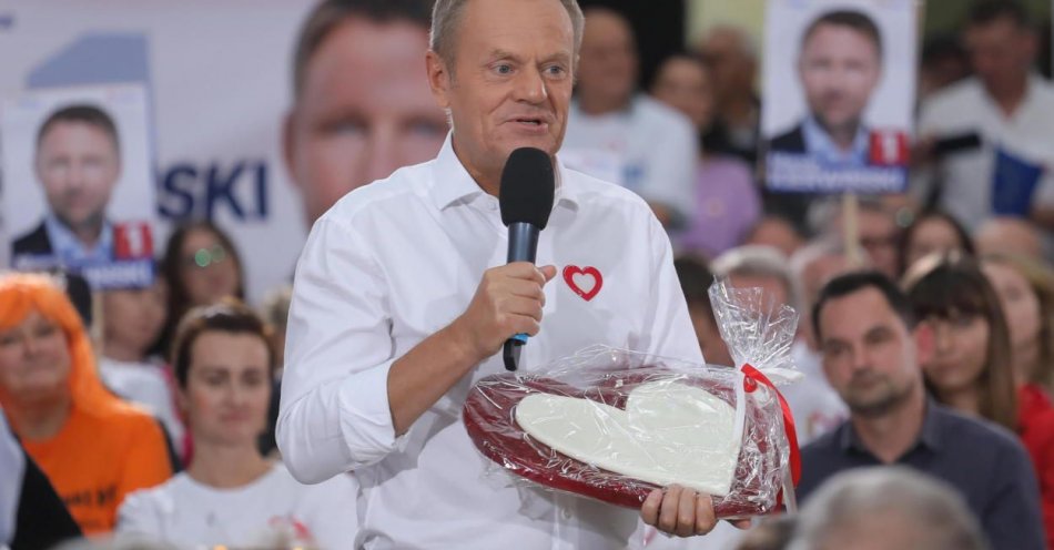 zdjęcie: Wybory parlamentarne to jest także wybór przyszłości Polski, czy będziemy w Unii Europejskiej, czy nie / fot. PAP