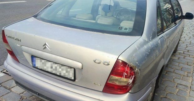 Fałszywe prawo jazdy i brak uprawnień do kierowania oraz kiepski stan techniczny pojazdu [NAGRANIE Z POLICYJNEJ KAMERY] [VIDEO]