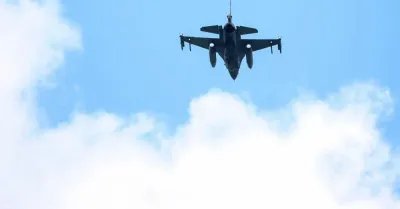 Szef MON: ze względu na rosyjskie prowokacje zwiększamy aktywność samolotów F-16