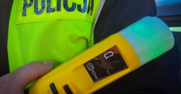 Nietrzeźwa kobieta spowodowała kolizję i uciekła