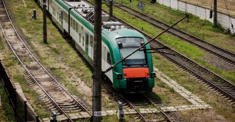 zdjęcie: ŁKA zmienia rozkład jazdy; pociąg Sprinter wróci na Warszawę Centralną / v19574093