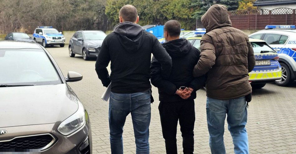 zdjęcie: Poszukiwany 32 latka zatrzymano po wlamaniu w Piasecznie / fot. KPP w Piasecznie