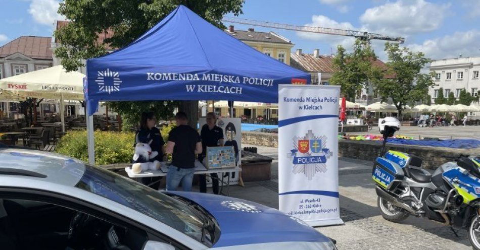 zdjęcie: „Budzenie Sienkiewki” / fot. KMP Kielce