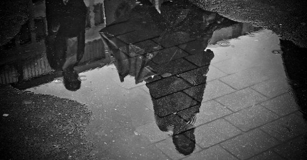 W nocy burze z gradem i deszcz