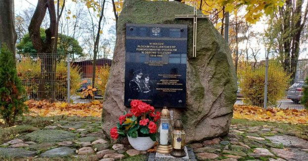 Ku pamięci zmarłym i poległym kolegom