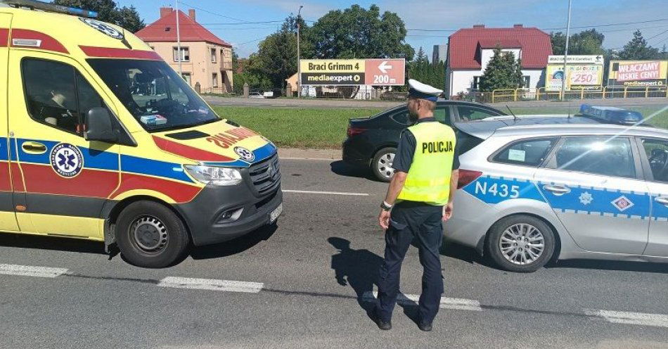 zdjęcie: Policjanci udzielili asysty kierującemu, choremu na padaczkę / fot. KPP w Tczewie