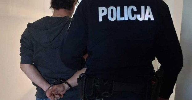 Wyrok w sprawie znieważenia i zmuszania funkcjonariuszy do odstąpienia od czynności służbowych.