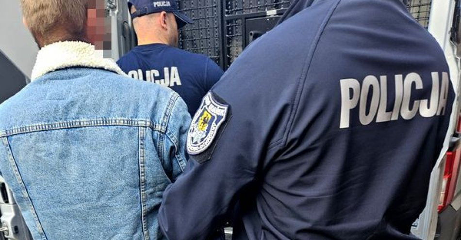 zdjęcie: Zwabili do warsztatu, pobili i wywieźli do lasu.  Zabrali też pieniądze i samochód należący do pokrzywdzonego / fot. KMP w Sopocie
