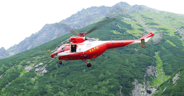 Groźnym wypadkiem skończyła się wyprawa w Góry Stołowe. 12-latka wpadła w 9-metrową szczelinę