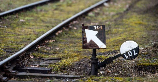 Nietrzeźwy nastawniczy spowodował wykolejenie pociągu