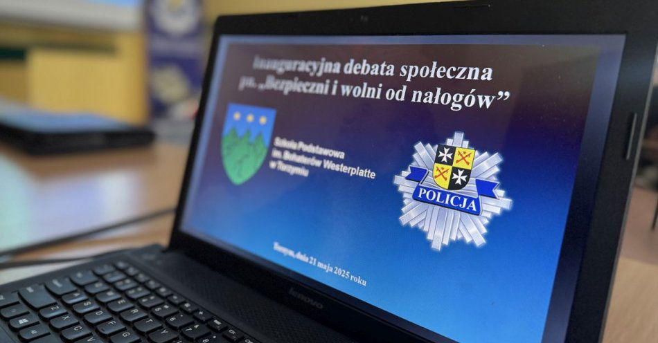 zdjęcie: Bezpieczni i wolni od nałogów - sulęcińscy policjanci debatowali z młodzieżą / fot. KPP Sulęcin
