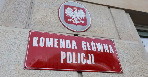 Policja: zdymisjonowano zastępcę dowódcy warszawskiego oddziału prewencji policji