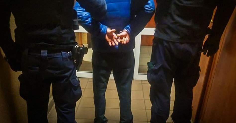 zdjęcie: Wpadli po kradzieży puszki z napiwkami w Siemiatyczach / fot. KPP Siemiatycze