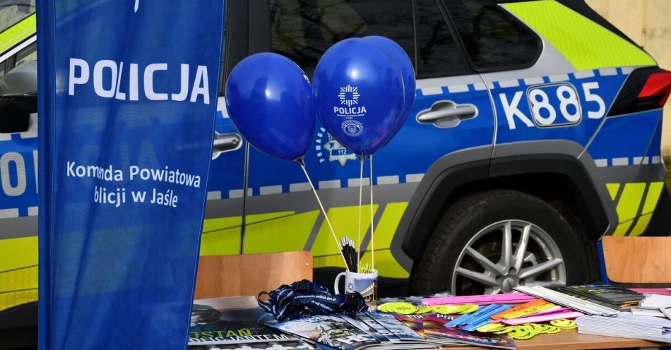 zdjęcie: Policjanci z Jasła promowali służbę na dniach otwartych / fot. KPP w Jaśle fot: KPP Jasło