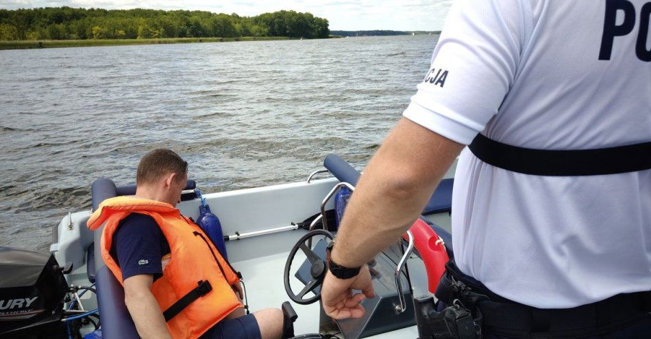 zdjęcie: Bezpieczni nad wodą / fot. KPP Wschowa