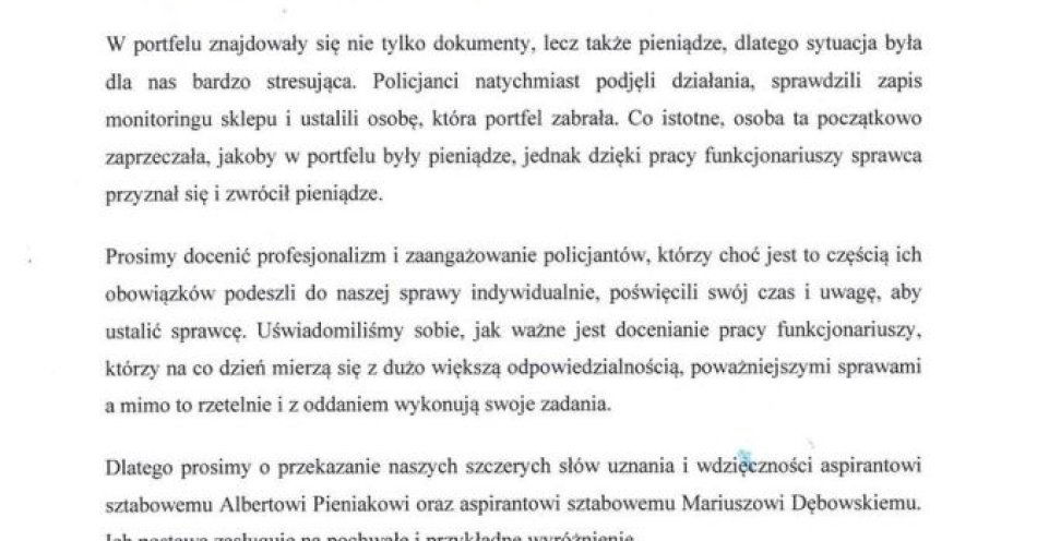 zdjęcie: Dzielnicowi odzyskali skradzione pieniądze i otrzymali podziękowania / fot. KPP Łuków