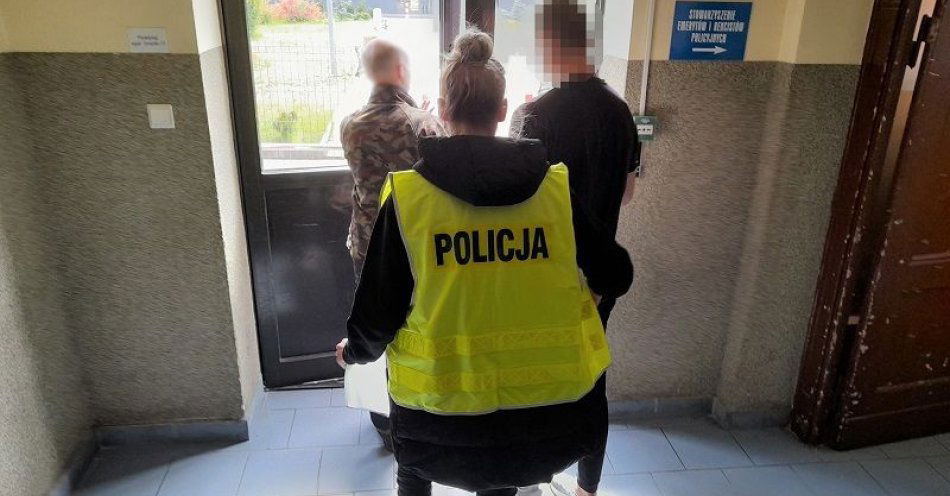 zdjęcie: Zarzuty dla podejrzanego o usiłowanie rozboju i zniszczenie mienia / fot. KPP w Lęborku