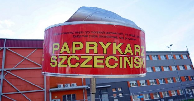Firma ze Szczecina firma stworzyła świecę o zapachu... paprykarza szczecińskiego