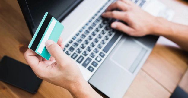 Miał zapłacić 40 zł, tymczasem z konta poszło prawie 3 tysiące