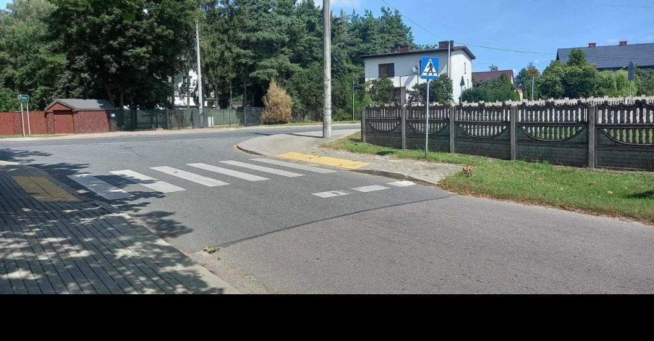 zdjęcie: Trwają kontrole dróg w rejonach szkół. Wnioski trafiają do zarządców / fot. KPP w Mławie