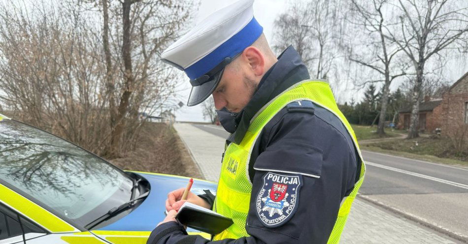 zdjęcie: Trzeci raz w przeciągu 2 miesięcy kierował pomimo podwójnego zakazu sądowego / fot. KPP Zambrów