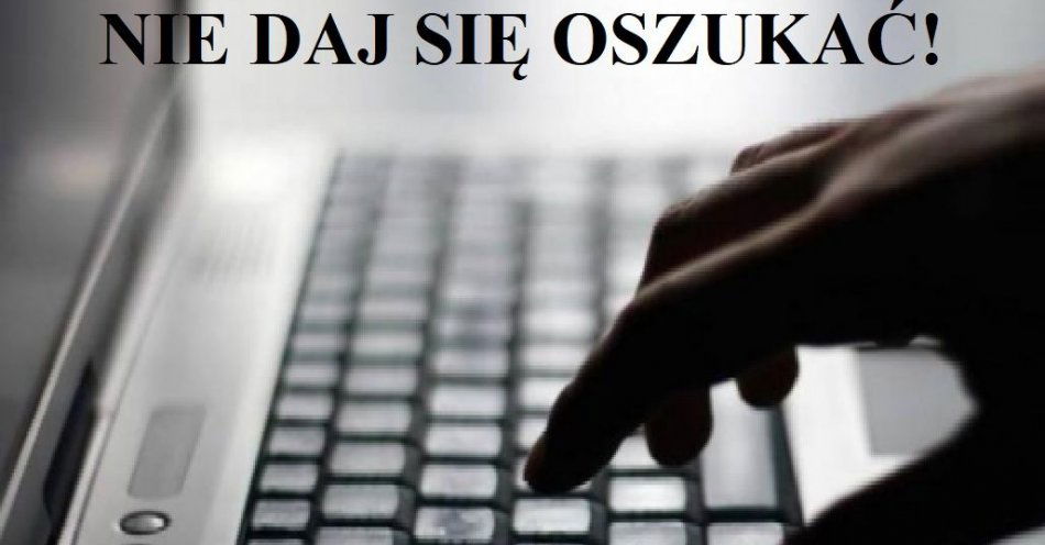 zdjęcie: Chciał kupić ładowarkę rolniczą, a stracił 24 tysiące złotych / fot. KPP Mońki