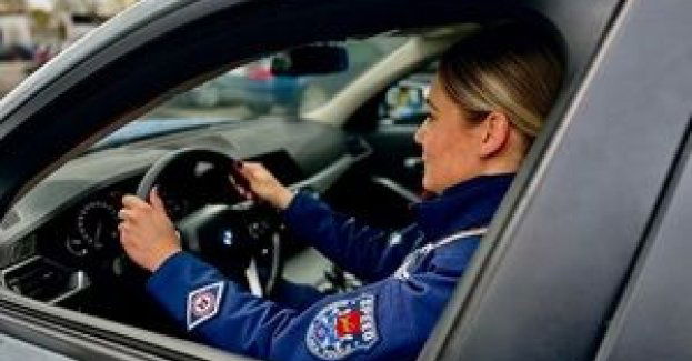 Łapki na kierownicę - Akcja mająca na celu zwiększenie świadomości kierowców