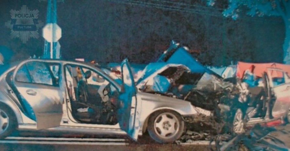 zdjęcie: Tragiczne zdarzenie na DK-61 w miejscowości Gzowo / fot. KPP w Pułtusku