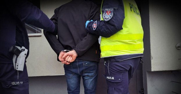 Nie zatrzymał się do kontroli - jechał bez uprawnień