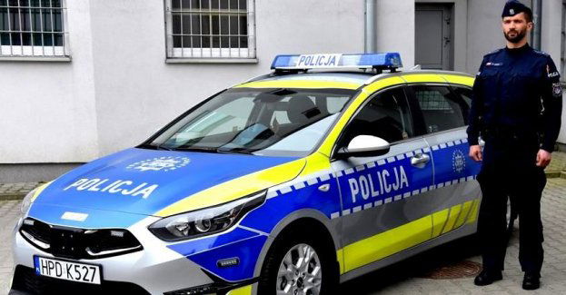 Pasażerka wyrzuciła śmieci pod radiowóz-kierowca miał sądowy zakaz kierowania