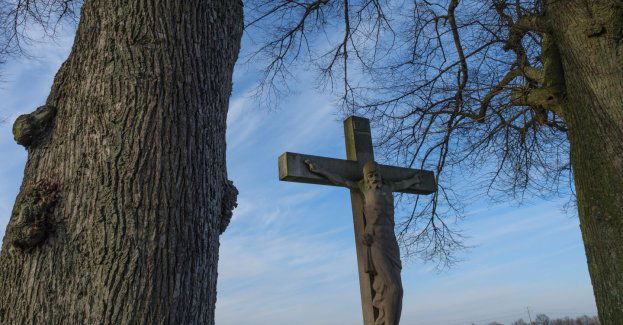 Po aktach profanacji specjalne modlitwy w kościołach archidiecezji