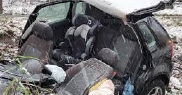 Pierwszy śnieg zaskoczył kierowców