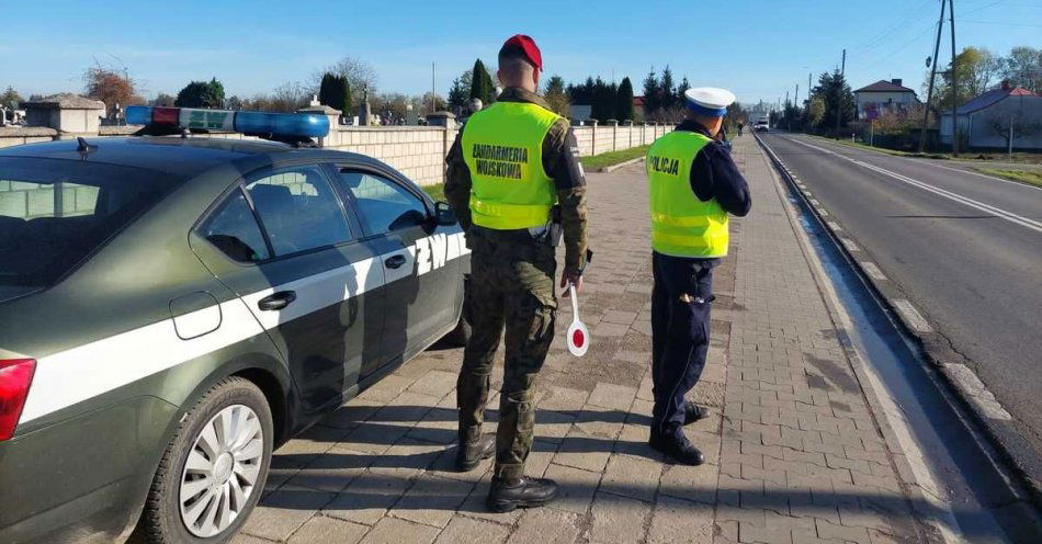 zdjęcie: Współpraca kozienickiej Policji z Żandarmerią Wojskową podczas działań „Wszystkich Świętych” / fot. KPP w Kozienicach