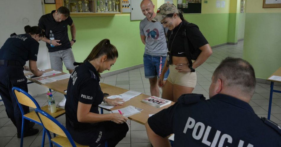 zdjęcie: 9 bieg służb mundurowych / fot. KMP w Koninie