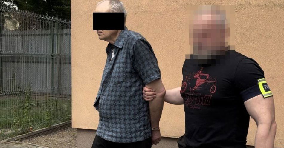 zdjęcie: Zamiast wspólnej imprezy, kradzież rozbójnicza zakończona w policyjnym areszcie / fot. KPP Puławy