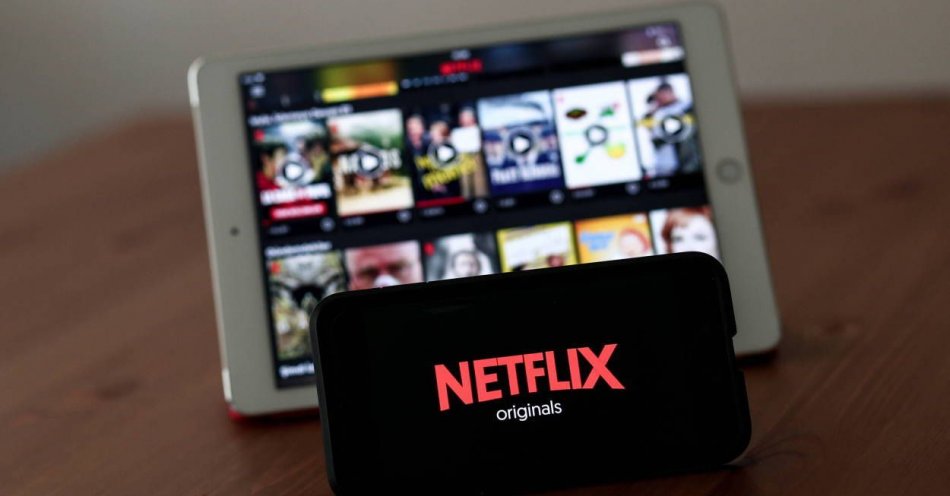 zdjęcie: Netflix ogłosił nowości na maj. Wśród nich serial ze Schwarzeneggerem, prequel „Bridgertonów” i dwa polskie filmy / fot. PAP