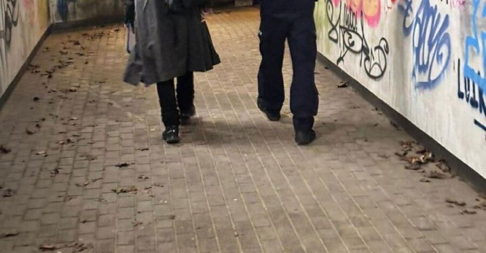 zdjęcie: Sopoccy dzielnicowi pomogli w ogólnopolskim badaniu bezdomności / fot. KMP w Sopocie