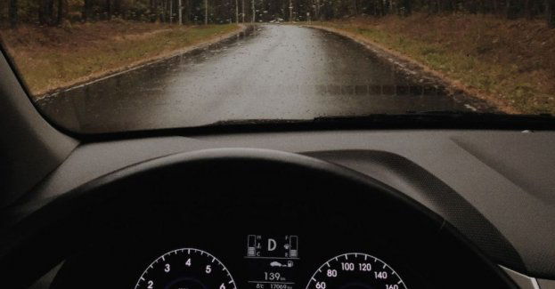 Priorytetowym zadaniem funkcjonariuszy wydziału ruchu drogowego jest zapewnienie bezpieczeństwa wszystkim jego uczestnikom