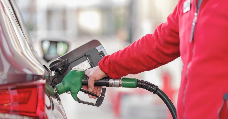 zdjęcie: Orlen uruchomił kolejne energooszczędne stacje paliw / pixabay/8626683