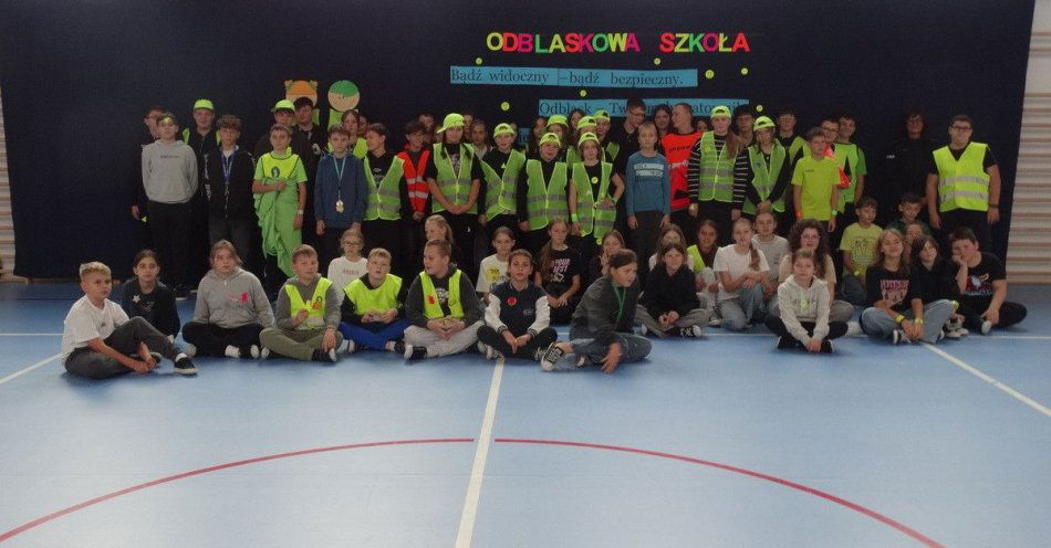 zdjęcie: Odblaskowy pokaz mody i zabawy w PSP w Łaguszowie / fot. KPP w Zwoleniu