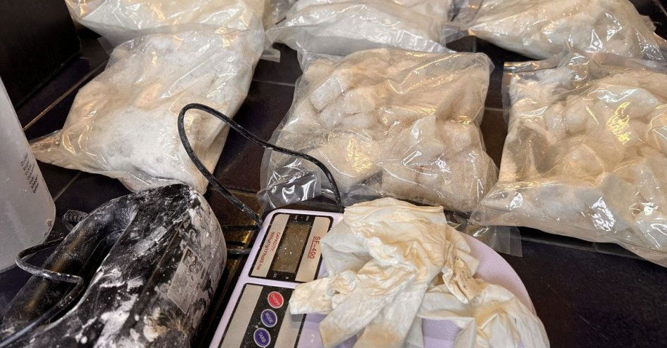 zdjęcie: Kryminalni z Elbląga zabezpieczyli ponad 50 kg narkotyków / fot. KMP w Elblągu