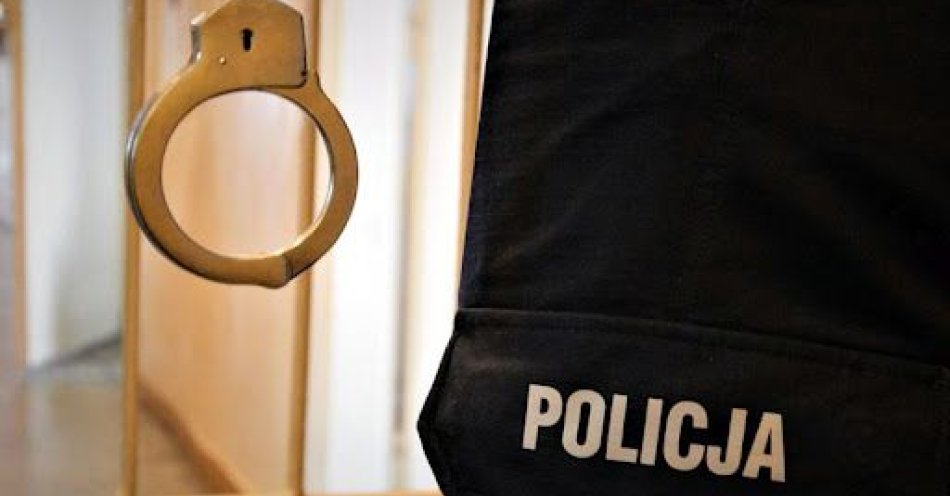 zdjęcie: Syn tymczasowo aresztowany za znęcanie się nad matką oraz grożenie jej pozbawieniem życia / fot. KPP w Wyszkowie