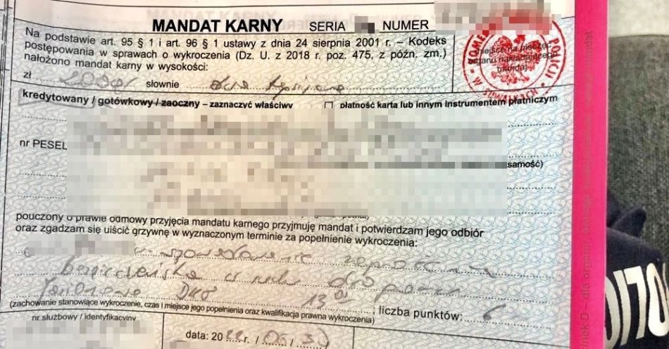 zdjęcie: Wysoki mandat za nieustąpienie pierwszeństwa / fot. KMP Suwałki