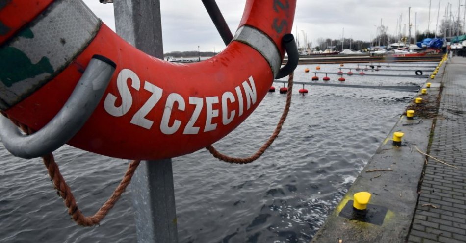 zdjęcie: IMGW ostrzega przed gwałtownym wzrostem poziomu wód Zalewu Szczecińskiego / fot. PAP