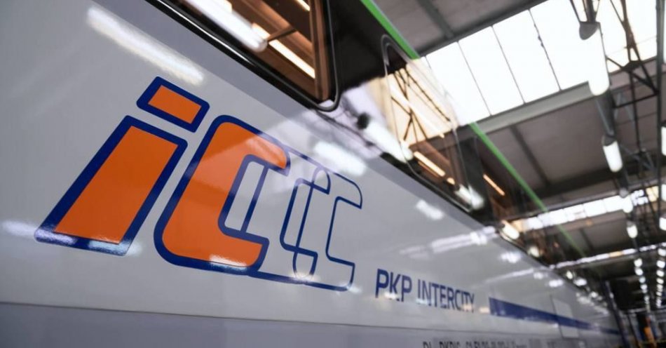 zdjęcie: PKP Intercity wydłużą 121 pociągów na najbliższy długi weekend / fot. PAP