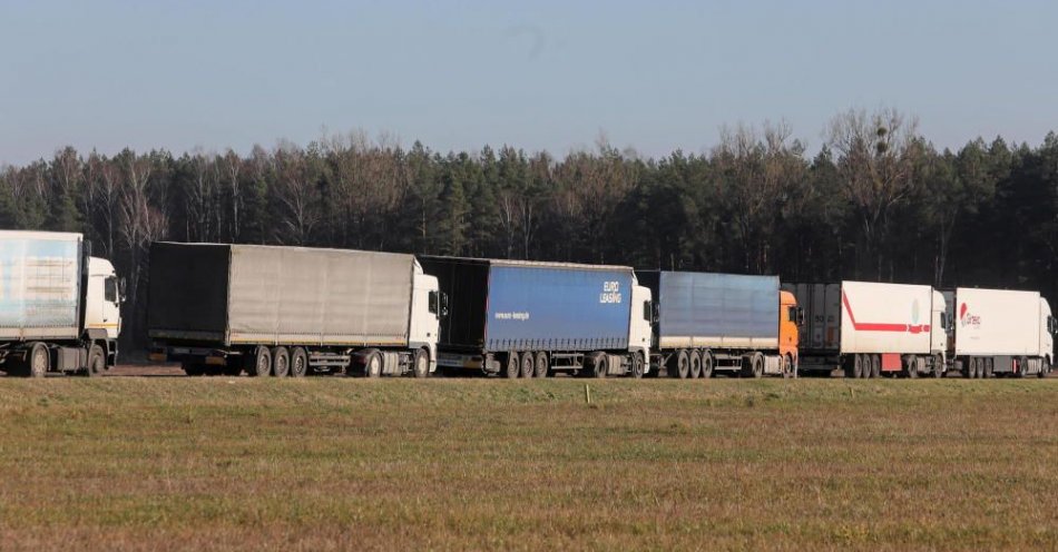 zdjęcie: Branża transportu, spedycji i logistyki zadłużona na 1,13 mld zł / fot. PAP