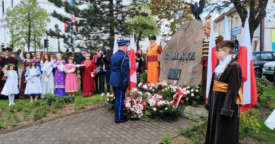zdjęcie: Święto Konstytucji 3-go Maja / fot. KPP w Radomsku